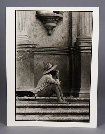 Ibanez Alberto (1961) «Scènes de vie mexicaine» Deux photos sur papier argentique...