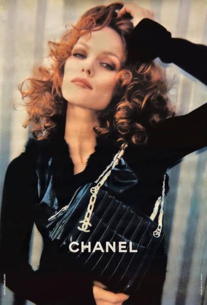 null Chanel
Vanessa Paradis. 1ère campagne d’affichage sac à main. - 176 x 120 cm
Etat...
