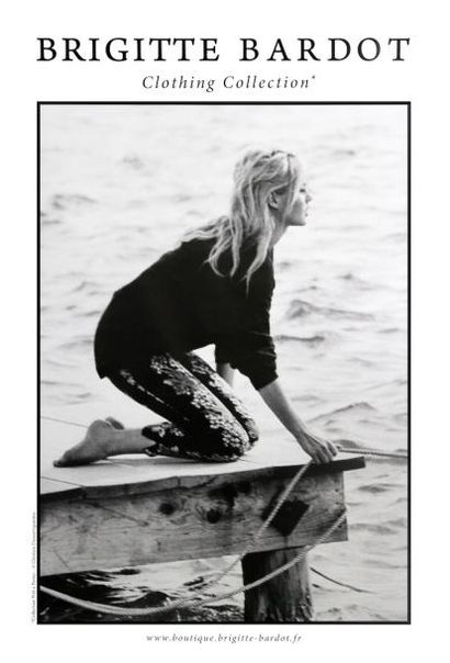 null Clothing collection Brigitte Bardot
176 x 120 cm 
Etat A