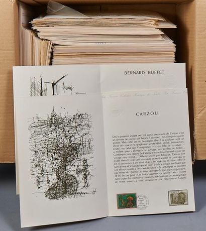 null PTT Lot d'environ 400 fiches collection historique de timbre-poste dont 4 exemplaires...