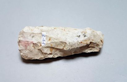null Hache taillée en silex blanc

Collection ancienne

11 cm

Néolithique
