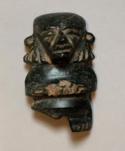 null Idole.Amulette en jadéite ou proche.Teotihuacan. Circa Ier mil av J.C.H :4cm En...