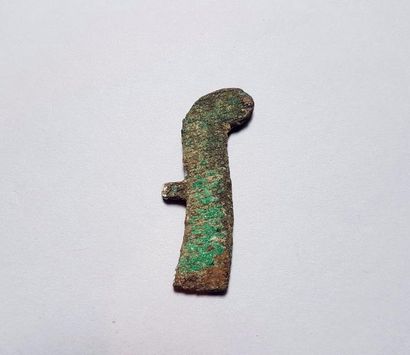 null Plume d'autruche ornant la couronne d'Osiris

Bronze 5,5 cm

Egypte antique