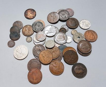 null Important lot de monnaies étrangères en cuivre XIXème et XXème

45 monnaies...