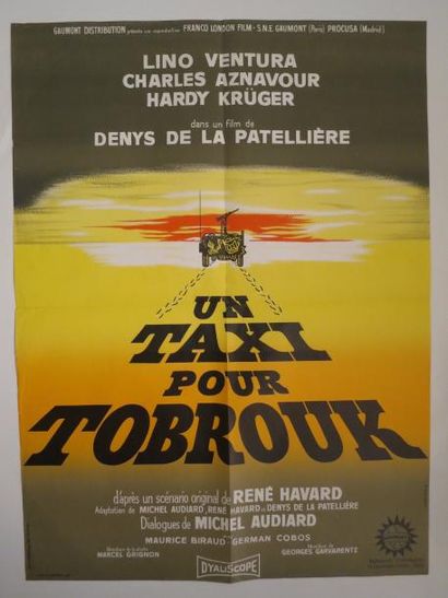 null "UN TAXI POUR TOBROUK" (1960) de Denys de la Patellière avec Lino Ventura et...