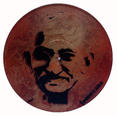 null Lomo Zano

"Gandhi", 2017

diam 30cm 

Vinyle

























Gandhi,...