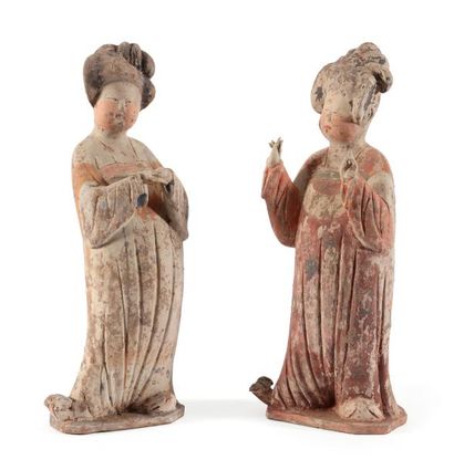 Chine, dynastie Tang (618-907 ap. J.-C.) 
Deux Princesses Tang «Fat Lady»
Terre cuite...