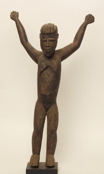 Burkina Fasso, ethnie Lobi 
Statuette anthropomorphe féminine
Les bras en l'air écartés,...