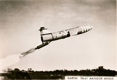 null Rare et parfaite photographie d'un missile "MATADOR" TM-61 lors de son décollage....