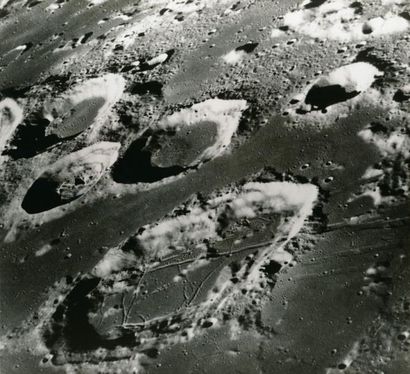 null Nasa. Mission Apollo 8. Super photographie d'une "océan" de cratères lunaires...