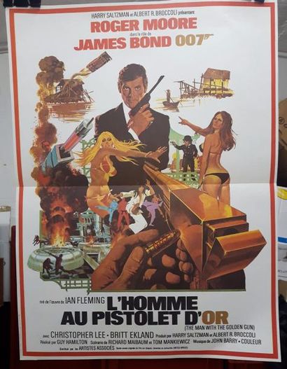 null James Bond. Homme au pistolet d’or (l’). Guy Hamilton. Roger Moore.1973. Deux...