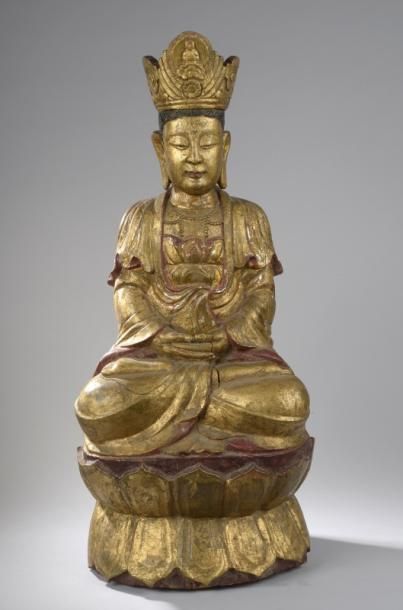 null Boddhisattva Kwan Yin assis en délassement les mains prêchant la doctrine du...