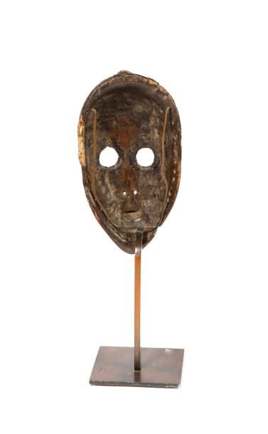 null Masque Dan. Bois sculpté.
Côte d'Ivoire. H: 27cm