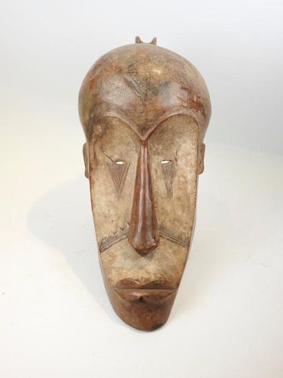 null Masque N'gil
Bois sculpté
Gabon
L 50 cm
