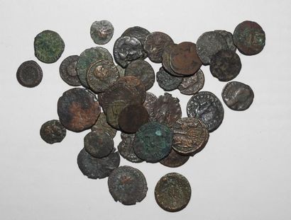 Important lot de monnaies romaines

Environ...