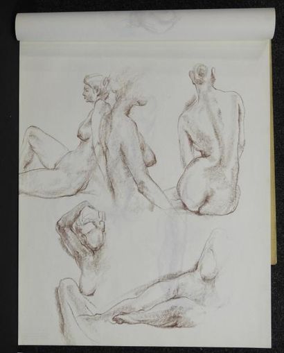 Gaston Coppens Nus Féminins: Carnet (55 x 44 cm) de 42 dessins au crayon gras.
Cachet...