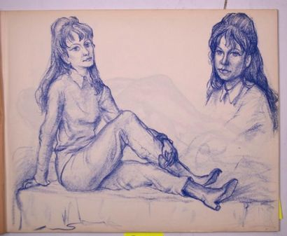 Gaston Coppens (1909-2002) Nus Féminins: Carnet (55 x 44 cm) de 42 dessins au crayon...