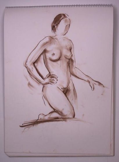 Gaston Coppens (1909-2002) Nus féminins et portraits: Carnet (44 x 32 cm) de 28 dessins...