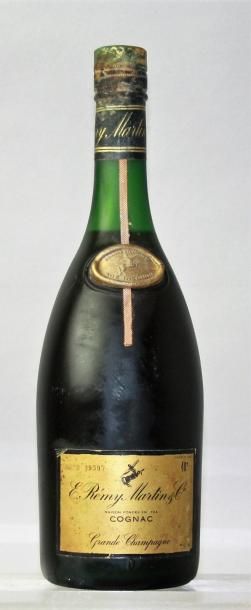 null 1 flacon COGNAC - Grande Champagne - Rémi Martin Trace de corrosion sur cap...