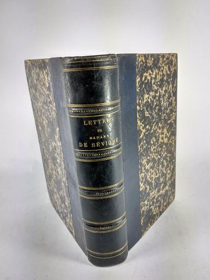 null Lettres de Madame de Sévigné.
Paris Firmin -Didot.1855 .
in8 Demi reliure cuir...