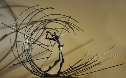 Nicola Rosini (né en 1959) 
Le golfeur
Sculpture en métal et résine
H 200 cm
