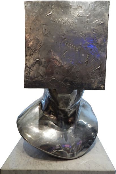 null Sacha Sosno (1937-2013)
« Tête au carré »
Sculpture en aluminium signé et numéroté...