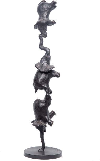 Philippe BERRY (Né en 1956) 
Totem d'éléphants
Épreuve en bronze
Signée et numérotée...