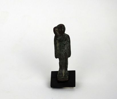 null Harpocrate avec la mèche de l'enfance en bronze

5,8 cm

Egypte Epoque XVI-XXXème...