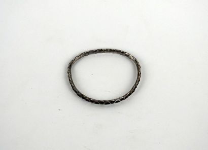 null Bracelet en argent à motif géométrique

5 cm

Période antique ou médiévale