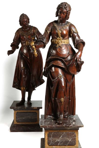 null Allemagne du nord ou Prague, vers 1600

Importante paire de statues fe?minines...