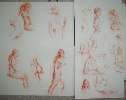 null Gaston Coppens (1909-2002) : 44 nus féminins sur feuilles double au crayon gras...