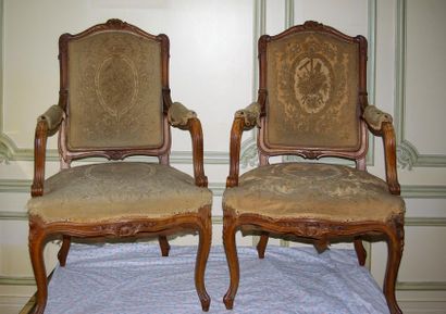 null Deux fauteuils style Louis XV à dossier plat 95 x 62 cm