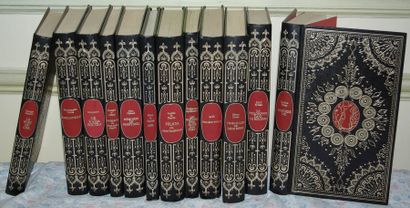 null 12 volumes à caractère érotique dont « Mémoires de Fanny Hill », Le « Kama Soutra »,...