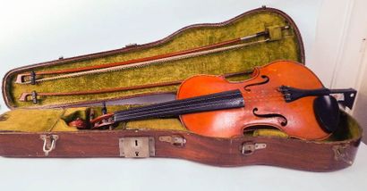 null Lavest Jules : violon signé, conçu en 1921 et portant le N° 73 avec 2 archets...