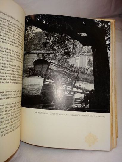 null ANONYME. Les Buffets de Gare autour d'un plat. Paris, Chaix, 1954. In-8 broché,...