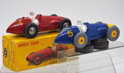 null 

Dinky-Toys – métal – 1/43e : Lot (2 pièces) comprenant :



Dinky-Toys – Gde...