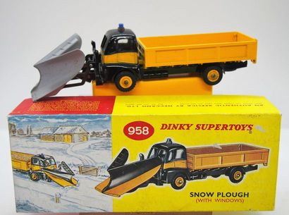 null 

Dinky-Toys – Gde Bretagne – métal – 1/43e (1) 



# 958 – Camion Guy chasse-neige

Peu...