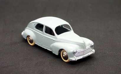 null 

Dinky-Toys – France - métal – 1/43e et Automobilia (2) 





# 24 R – Peugeot...