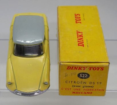 null 
Dinky-Toys – France - métal – 1/43e (1)

Couleur peu courante

# 522– Citroën...
