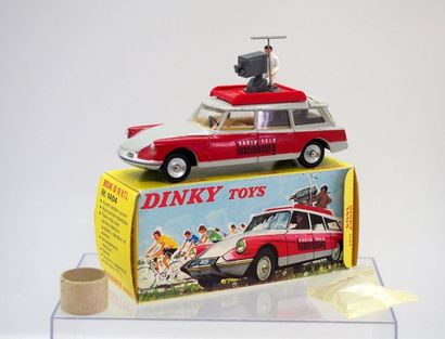 null 

Dinky-Toys – France - métal – 1/43e (1) 



# 1404 – Break Citroën ID 19 RTL



Rouge...