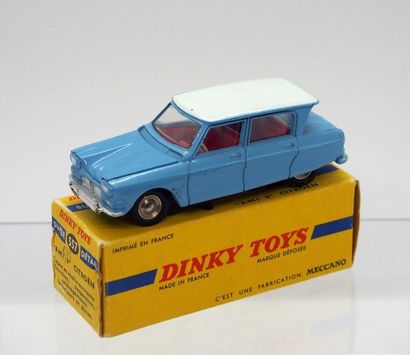 null 

Dinky-Toys – France - métal – 1/43e (1) 



Bleu dur : couleur peu courante



#...