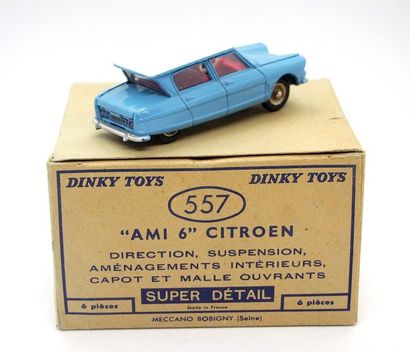 null 

Dinky-Toys – France - métal / carton – 1/43e (2) 



Peu courant : bleu dur...
