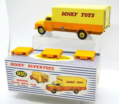 null 

Dinky-Toys – Gde Bretagne – métal – 1/43e (1) : 



# 530 - Camion Bedford...