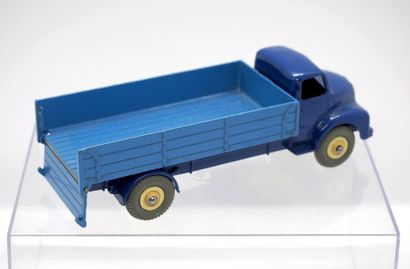 null 

Dinky-Toys – Gde Bretagne – métal – 1/43e (1) : 



# 532 – Camion Leyland...