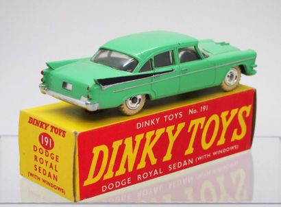 null 

Dinky-Toys – Gde Bretagne – métal – 1/43e (1) : 



# 191 – Dodge Royal sedan

Verte,...
