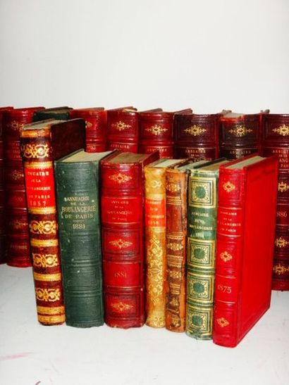 null ANNUAIRES DE LA BOULANGERIE DE PARIS.

Ensemble de 25 volumes reliés dans différentes...