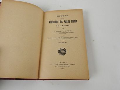 null MOREAU, L. et VINET, E. Etudes sur la Vinification des Raisins blancs de Chenin.

Angers,...