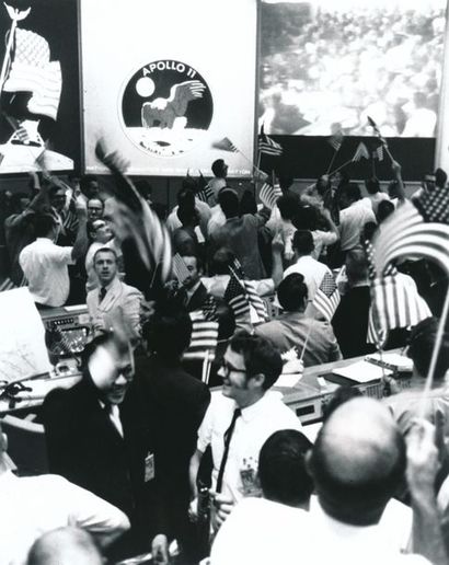 null Nasa. Mission Apollo 11. Liesse générale dans la salle de contrôle de la mission...