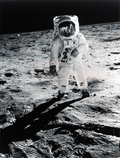 null Nasa. Mission Apollo 11. Une version noir et blanc de la photographie la plus...