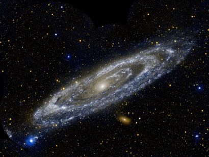 null Nasa. GRAND FORMAT. A environ 2,5 millions d'années-lumière, la galaxie d'Andromède,...